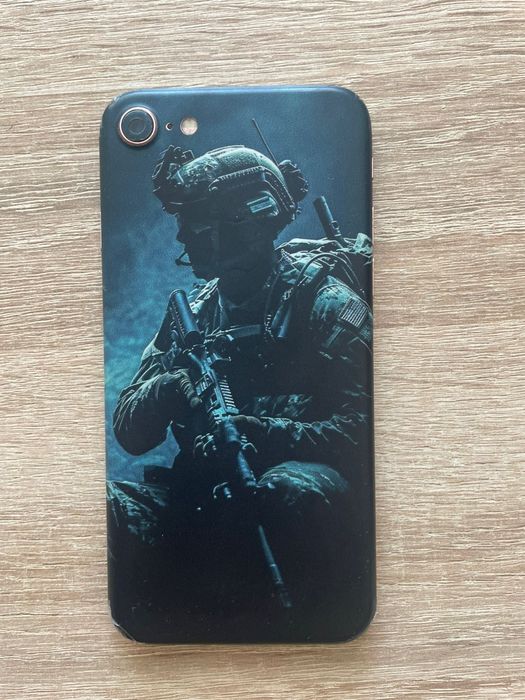 Продам айфон 7 32 Gb