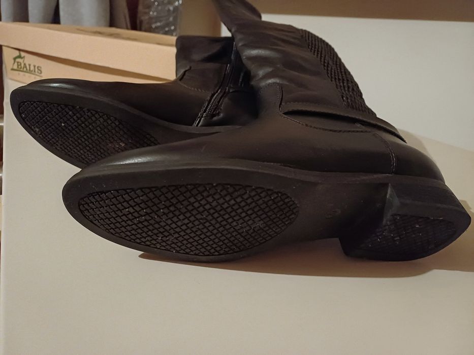 Чизми и ботуши 37 номер + подарък