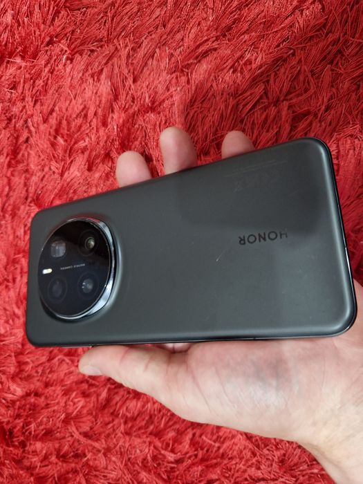 -Honor Magic 7Pro, 512Gb, 12Ram Black stare foarte buna impecabil poze reale doar telefonul nici o restrictie
-Am mai multe anunturi pe asest
