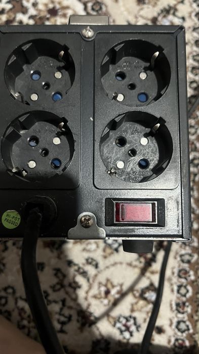 Стабилизатор напражение