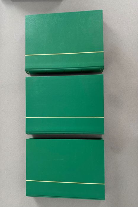 Colecție timbre ~8000buc / 3 clasoare 32 File + Manuale Filatelice