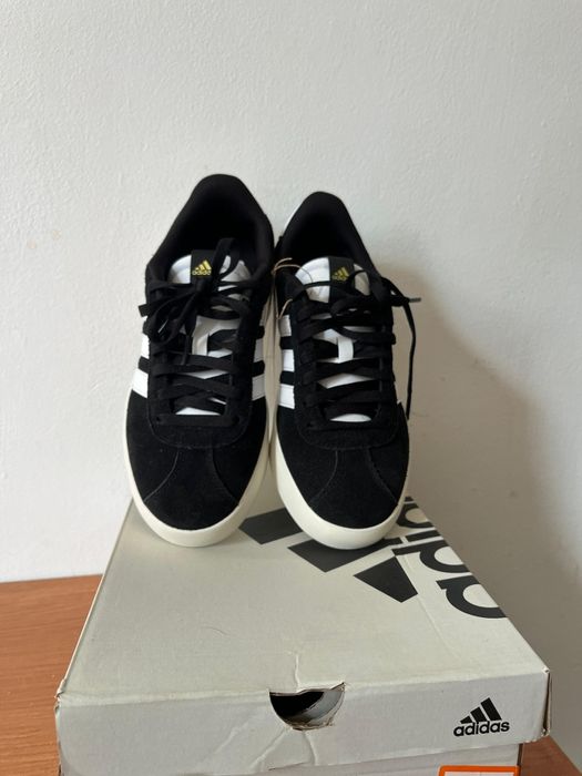 Кросовка Адидас сроч