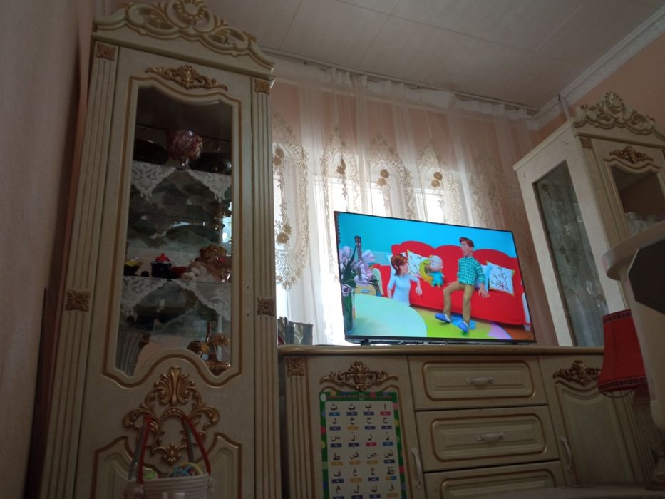 Срочно продам комод с пеналом