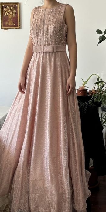 Платье выпускное красивое