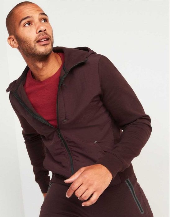 Спортивный костюм из США