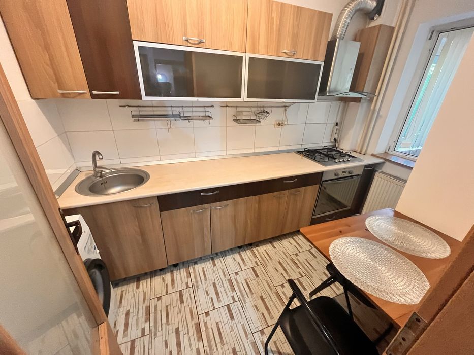 Garsoniera de inchiriat 45m etaj1, Drumul Taberei, metrou Brancusi