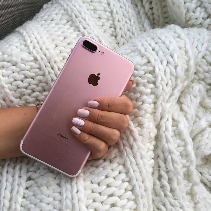 iphone 7 plus 256 розов pink като нов с кутия айфон 7 плюс