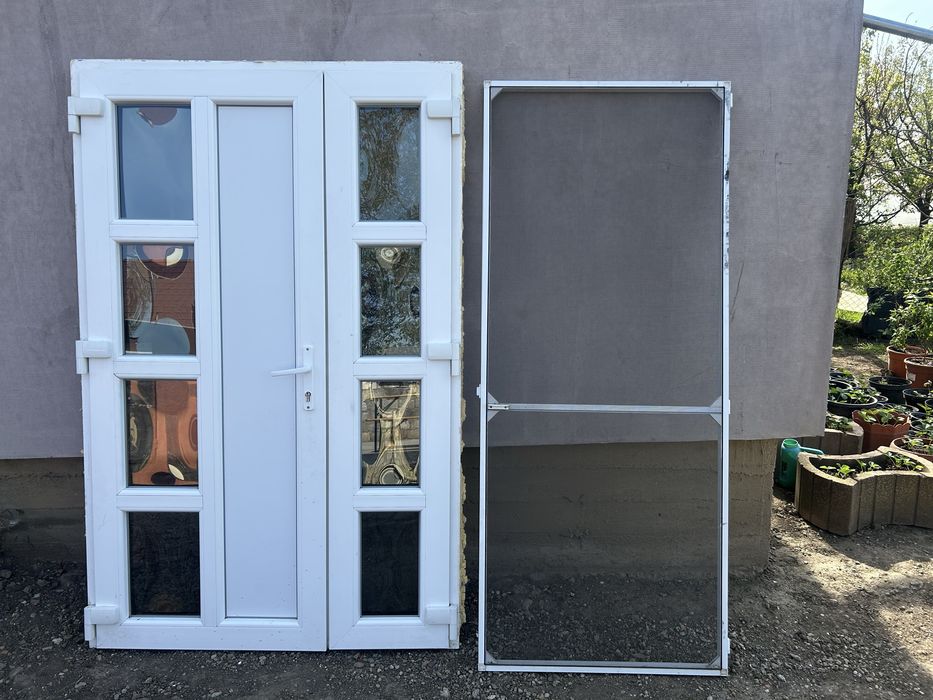 Usa termopan alba in stare buna