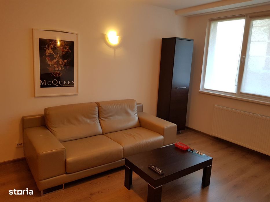 Vand apartament 2 camere Micro 1