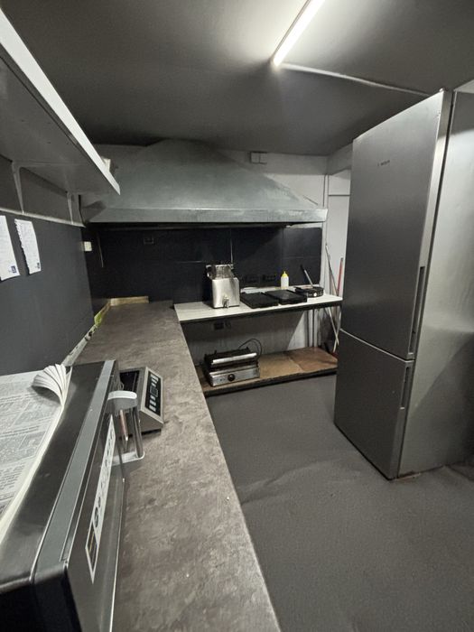 Продава се Заведение в Бургас, Изгрев - 50 кв.м за 82 €/кв.м - Снимка #16