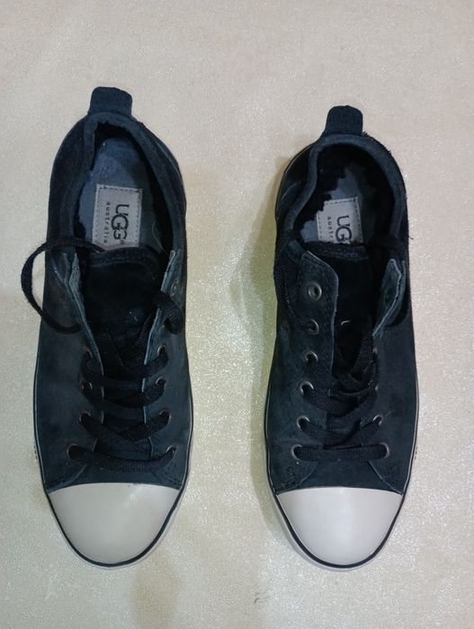 UGG кецове кожа N38- 25 лв