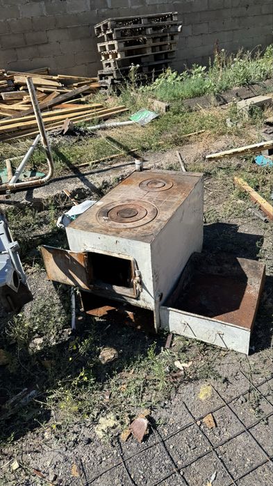 Продам печку + дрова