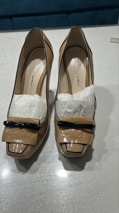 Туфли лаковые Италия.