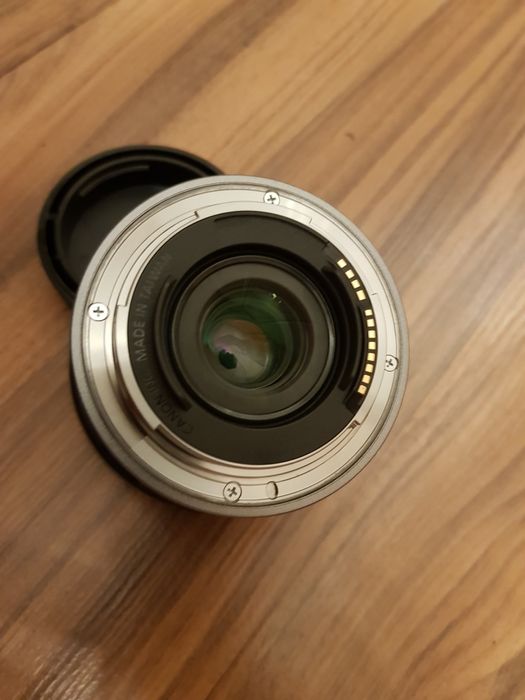 Canon RF 16 mm  f 2.8