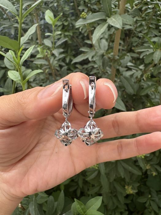 Бриллиантовые серьги