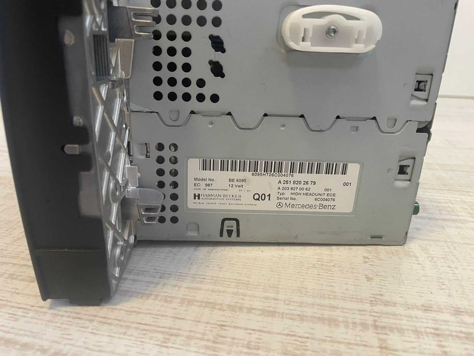 Мултимедия за Мерцедес R350/w251