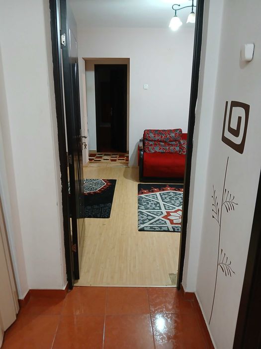 închiriez Apartament cu 2 camere în Iași