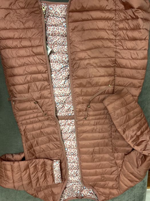 Весенняя куртка розовая