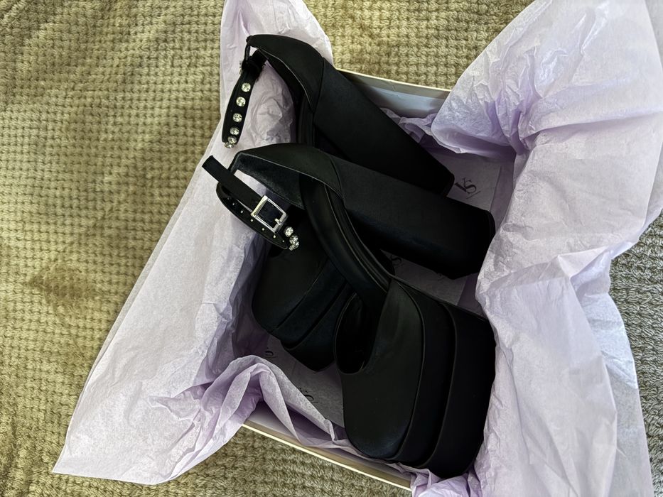 Туфли versace выгодно