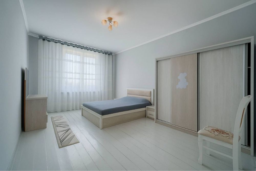 Намунали Уй сотилади