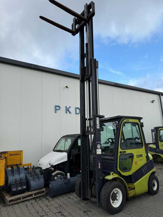 Stivuitor Clark CMP18 si CMP20 Triplex pe gaz