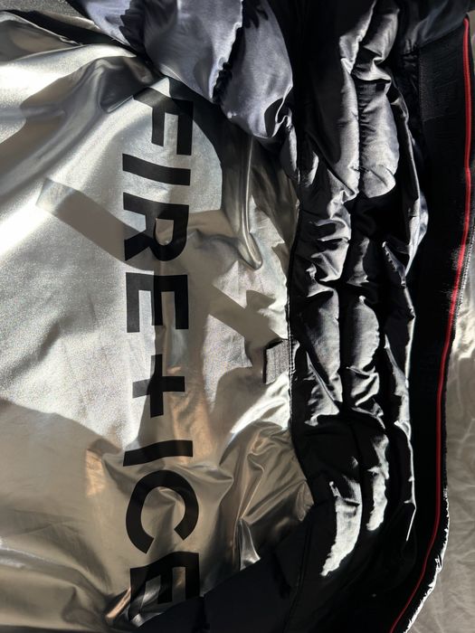 Оригинално дамско пухено елече с качулка Fire + Ice by Bogner