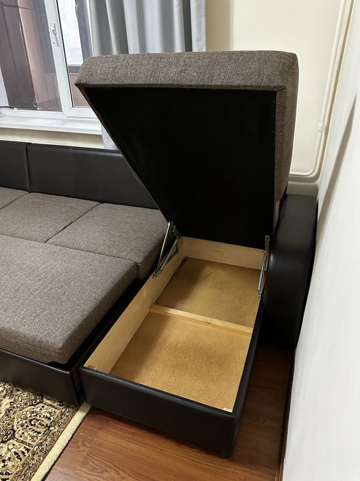 Диван в отличном состоянии