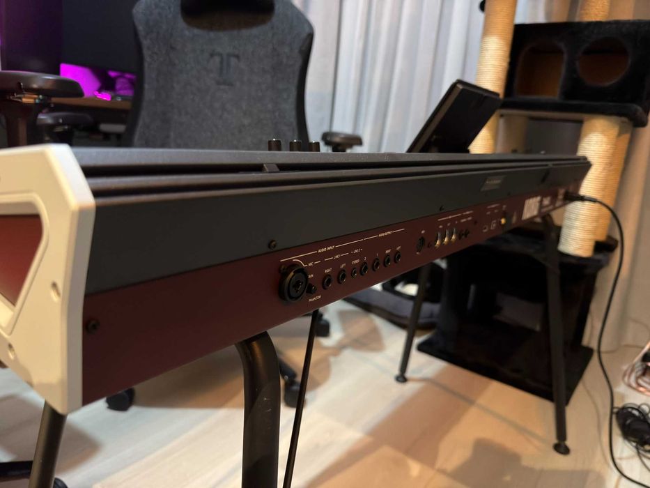 Orga / Aranjor Profesional Korg PA4X 76 Keys Oriental Edition + Stand + Speaker PaAS + Pedala