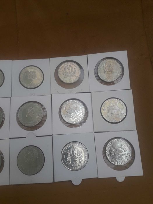 пълният лот от 15 броя никелови монети посветени на "1300г. България"