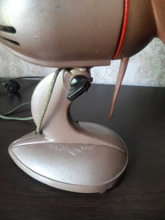 Вентилятор советского периода 1963 г в рабочем состоянии