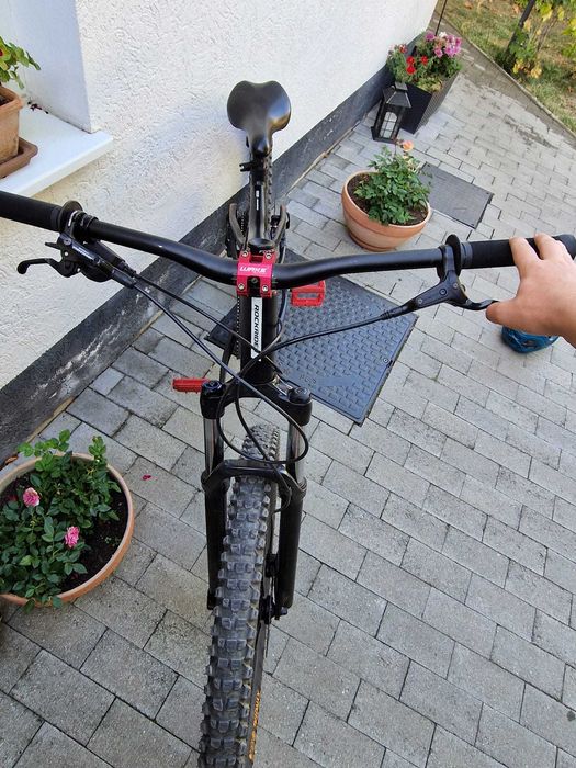 Bicicleta Rockrider ST530S modificată