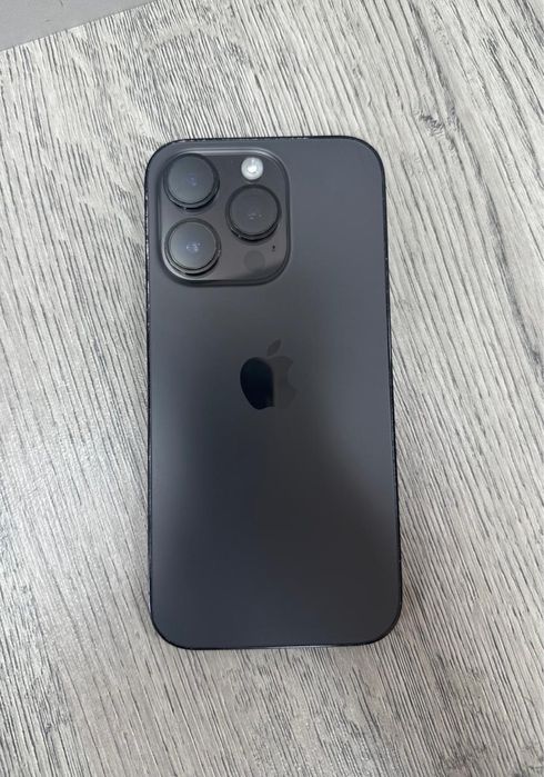 iPhone 14 pro черный