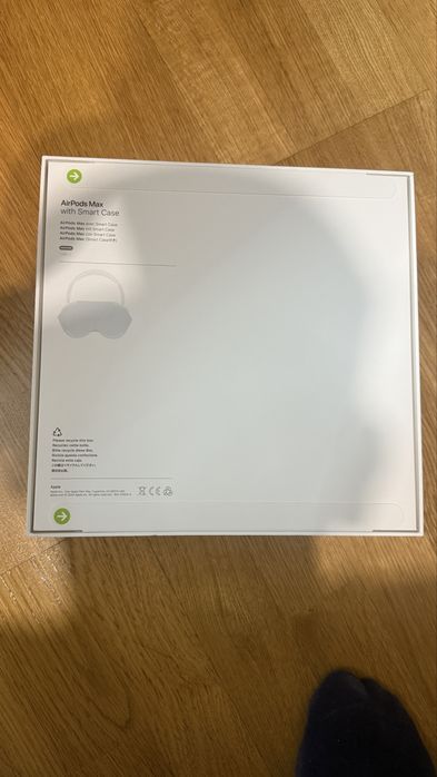 Новые AirPods Max. Midnigth.