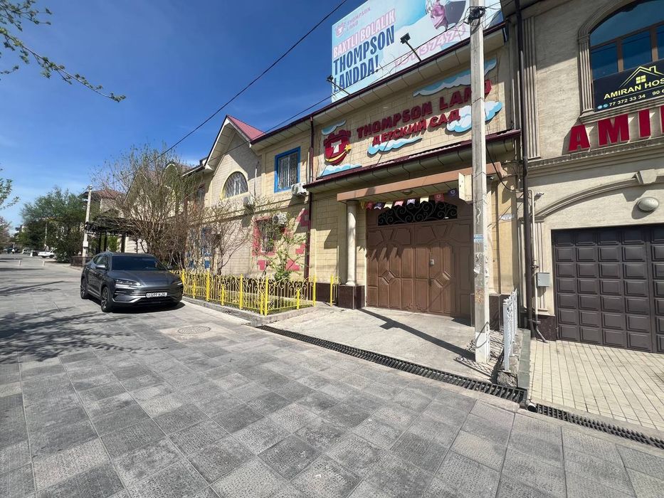 Срочно продается дом под нежилой
Участок 8.16 соток  
Яккасарайский ра