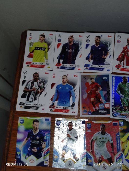 Cartonașe match attax