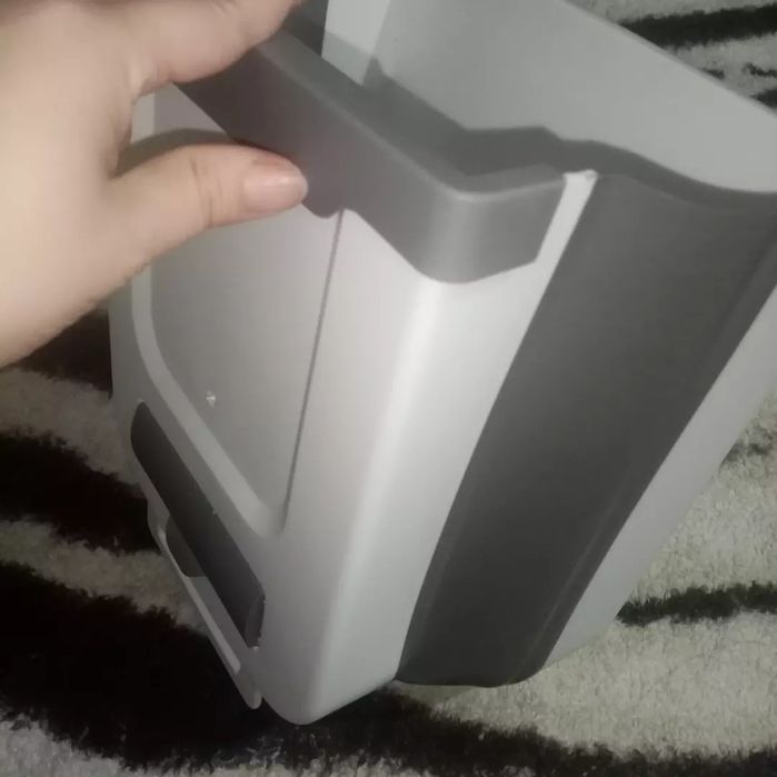 Мусорное ведро из качественного материала