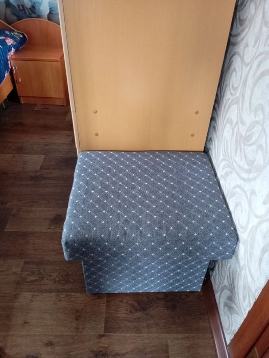 Продам диван угловой в хорошем состоянии!