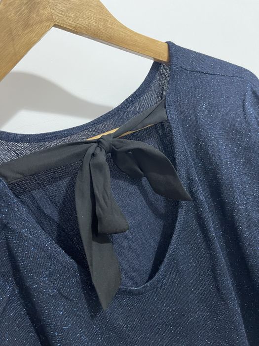 Bluza bleumarin fir metalic stralucitor cu panglica la spate