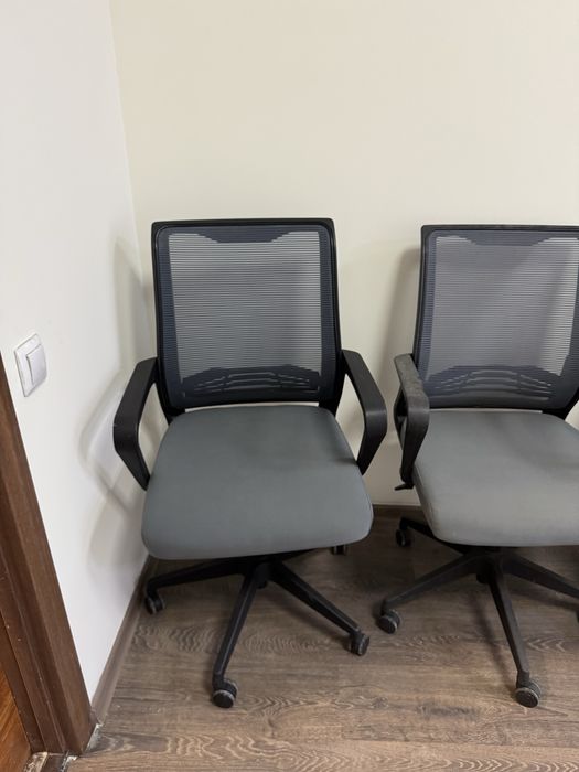 Продам кресла (стулья) офисные