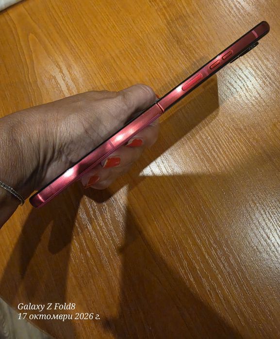 Motorola razr 60 ultra cabaret