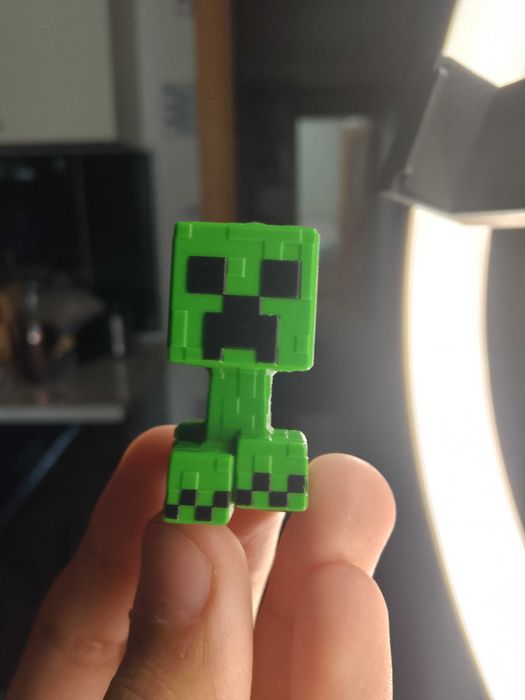 Фигурки Майнкрафт Киндер джой