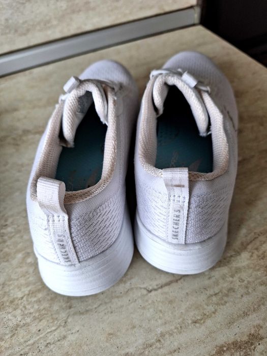 Дамски маратонки Adidas / Skechers
