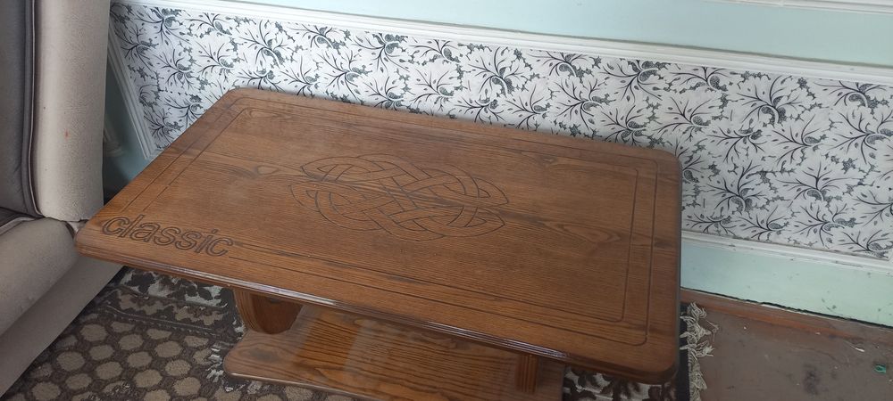 СРОЧНО продается журнальный стол