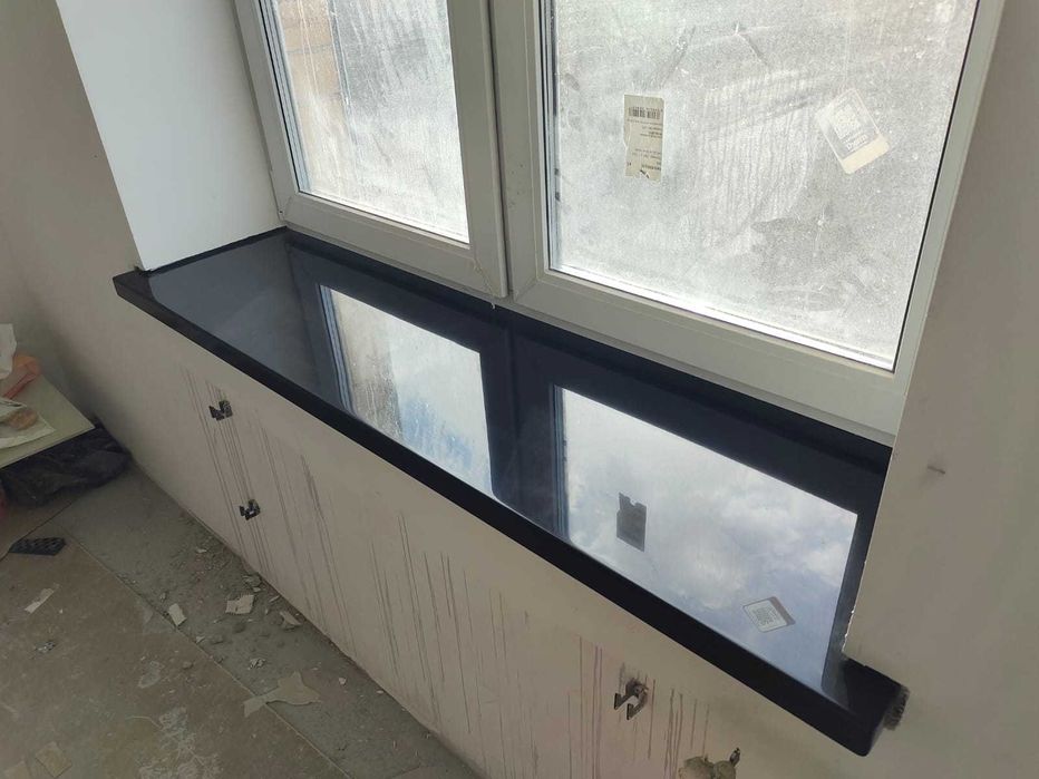 Подоконники  из камня акрил, кварц (искусственный камень)