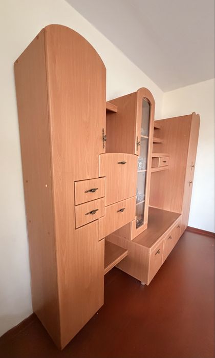 Стенка горка Б/У 15 000 тенге