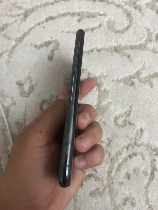 Продам СРОЧНО Iphone 11 pro 64gb