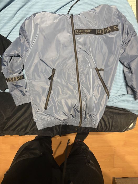 Луда комплект рядък