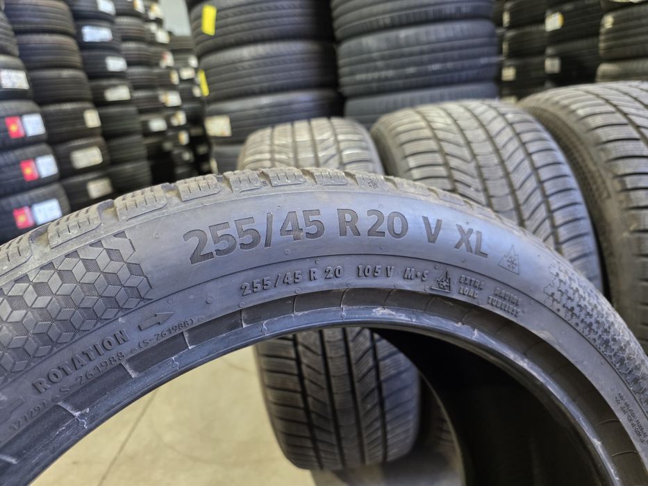 285/40/20//255/45/20 Continental