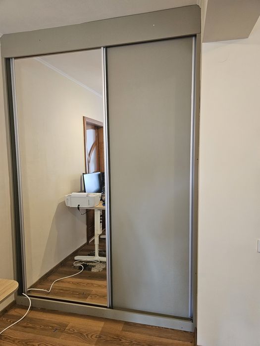 Colantare mobilă bucătărie și uși/dulapuri cu folie decorativă – Cluj