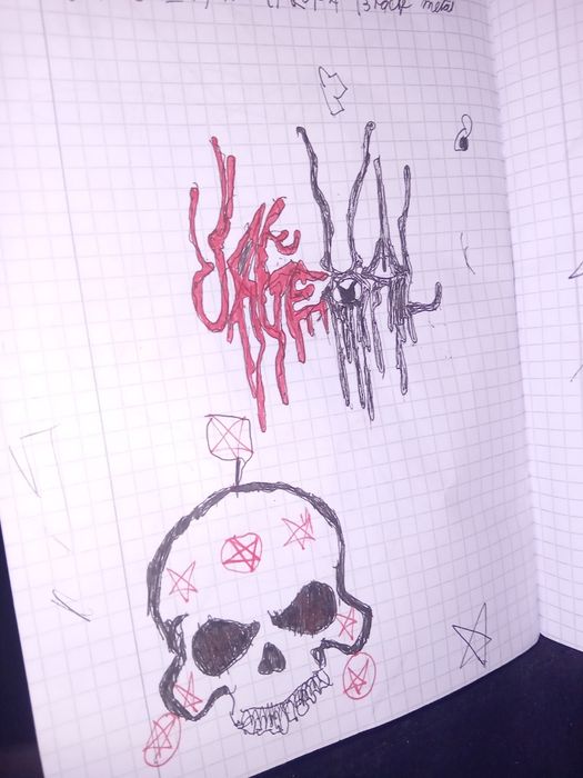 Caiet cu grafitti și band uri